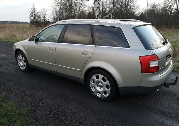 Audi A4 cena 11900 przebieg: 287000, rok produkcji 2003 z Ryki małe 781